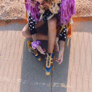 Rollerskater - Retro Portraits – Gói Preset Dành Cho Ảnh Chân Dung Phong Cách Cổ Điển Sẽ Đưa Bạn Đến Thập Niên Của Những Năm 70 (xmp/acr, dng) B31G39 6 nencyha.com roller skater retro portraits taylor pendleton preset 2