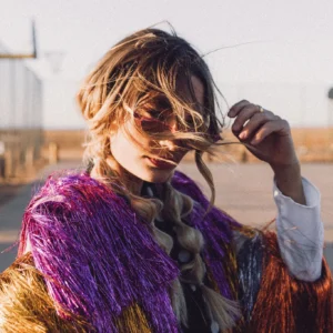 Rollerskater - Retro Portraits – Gói Preset Dành Cho Ảnh Chân Dung Phong Cách Cổ Điển Sẽ Đưa Bạn Đến Thập Niên Của Những Năm 70 (xmp/acr, dng) B31G39 7 nencyha.com roller skater retro portraits taylor pendleton preset 3