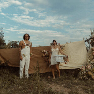 G-Presets - From the Daisies – Gói preset mang sắc màu cổ điển tạo nên những câu chuyện lãng mạn (xmp/acr) O53V32 20 g presets from the daisies goi preset mang sac mau co dien tao nen nhung cau chuyen lang man 7