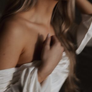 JSeries Presets – Bộ 10 Preset Trắng Sáng Màu Sắc Sắc Nét và Hoài Niệm (xmp/acr) H48N41 14 jseries presets bo 10 preset trang sang mau sac sac net va hoai niem 6