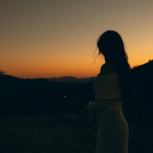 The Film Dream Preset Pack – Gói presets hoài niệm về phim ảnh một cách chân thực (xmp/acr) N50U52 5 the film dream preset pack goi presets hoai niem ve phim anh mot cach chan thuc 2