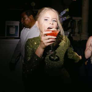 Anna Roussos - The Wedding Pack – Gói Preset và Profile 14 Tone Màu Hoàn Hảo Nhiếp Ảnh Cưới (xmp/acr) D56C22 20 anna roussos the wedding pack goi preset va profile 14 tone mau hoan hao nhiep anh cuoi 7