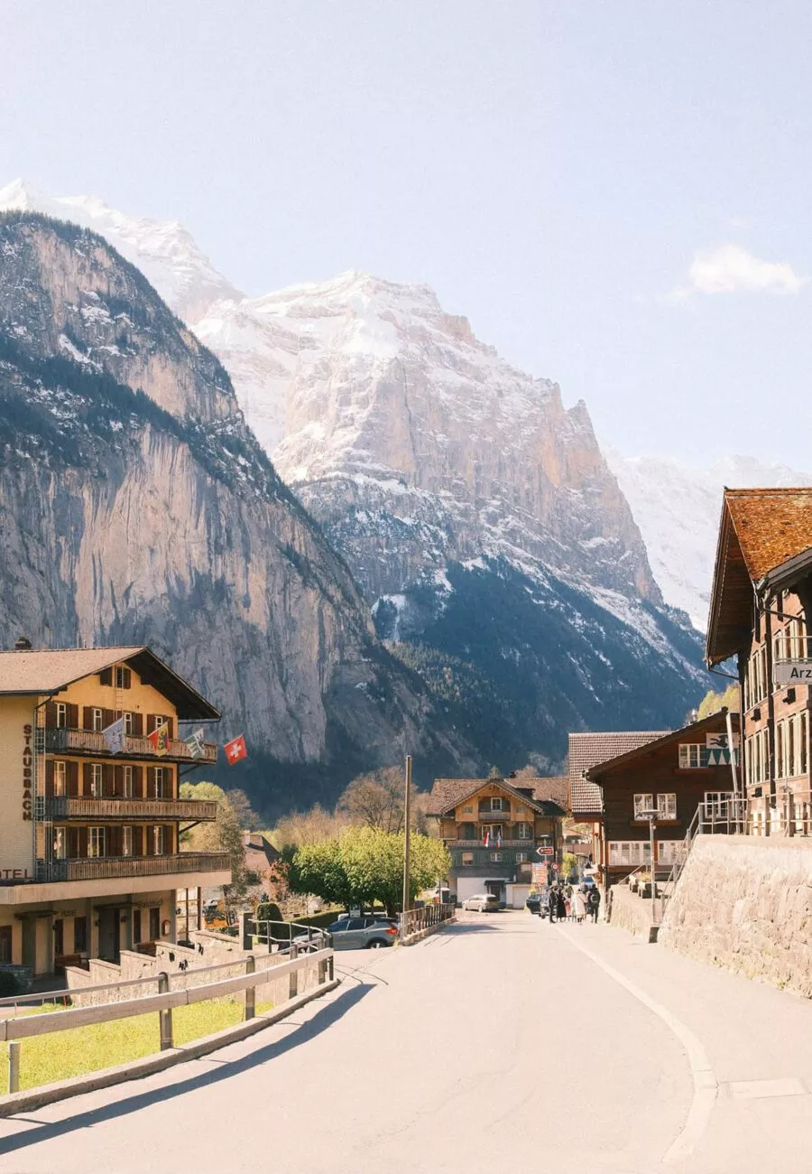 Fujifilm Simulations - Classic Cuban Neg — Gói Preset mô phỏng chân thực chất phim âm bản cổ điển nổi tiếng của Fuji (xmp/acr, dng) G109Y68 2 fujifilm simulations classic cuban neg goi preset mo phong chan thuc chat phim am ban co dien noi tieng cua fuji0.jpg